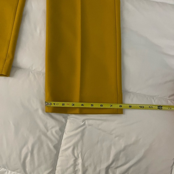 Banana Republic Pants - Picture 13 of 14